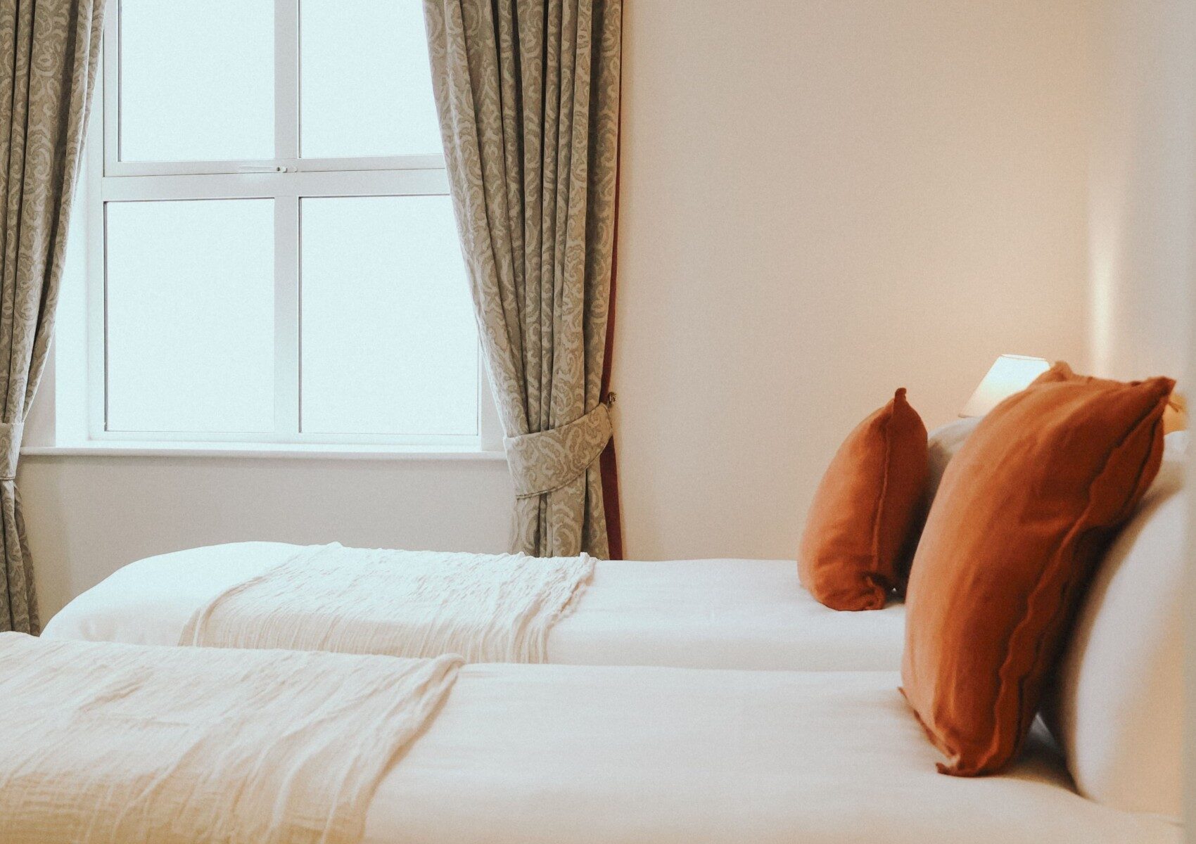 Cosy Plus room 1 Custom