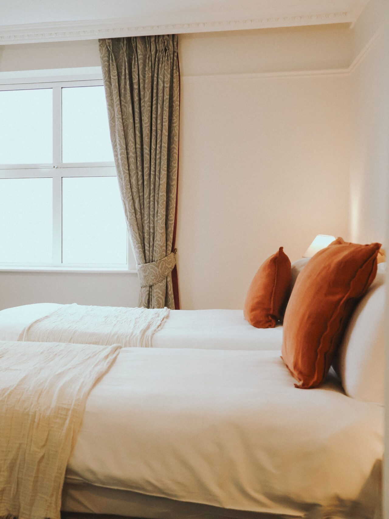 Cosy Plus room edited