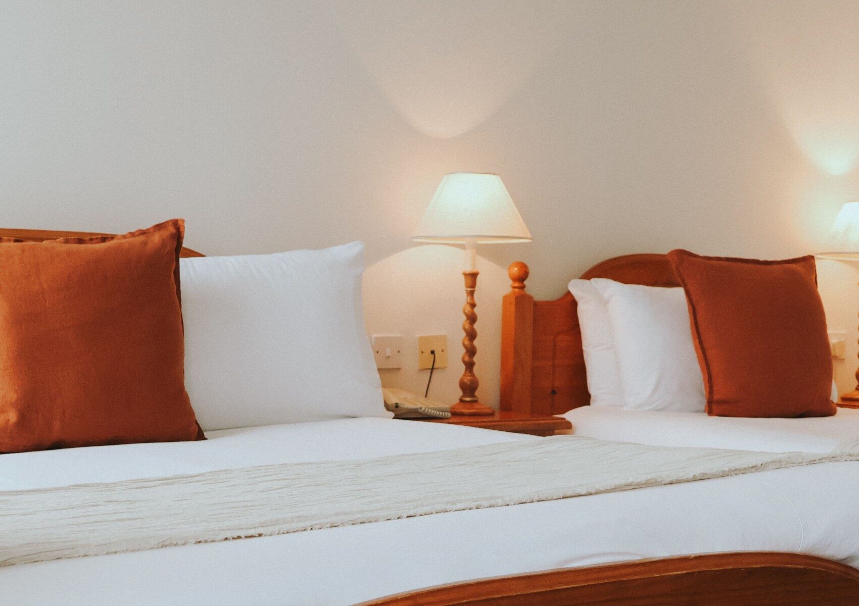 Signature room 2 1 Custom